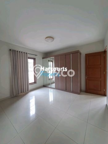 Hunian 4 Kamar Lengkap Disewakan di Kebayoran Baru Harga Kompetitif Hunian 4 Kamar Lengkap Disewakan di Kebayoran Baru Harga Kompetitif