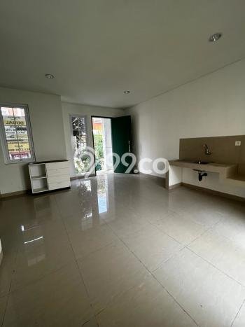 Dijual Hunian Rumah Terawat 3 KT di BSD City, Tangerang Dijual Hunian Rumah Terawat 3 KT di BSD City, Tangerang