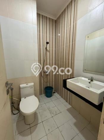 Disewakan! Rumah 3 Kamar Tidur &
3 Kamar Mandi di Gading Serpong, Tangerang Disewakan! Rumah 3 Kamar Tidur &
3 Kamar Mandi di Gading Serpong, Tangerang