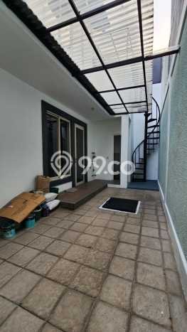 For Sale Hunian Rumah Terawat 4 Kamar di Gading Serpong, Tangerang For Sale Hunian Rumah Terawat 4 Kamar di Gading Serpong, Tangerang