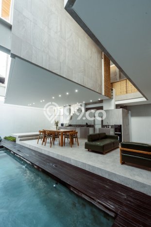 Dijual Rumah Mewah Elegan Dengan View Cantik di Pererenan, Badung Dijual Rumah Mewah Elegan Dengan View Cantik di Pererenan, Badung