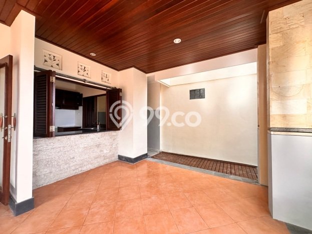 Rumah Kontrakan Badung LT 400m2 LB 300m2 Area Seminyak Rumah Kontrakan Badung LT 400m2 LB 300m2 Area Seminyak