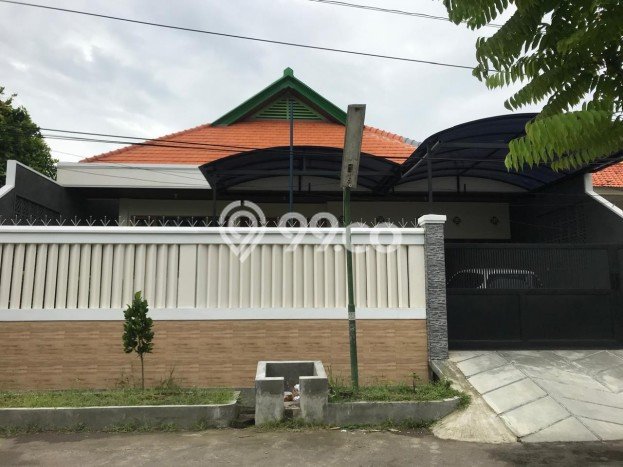 Jual Rumah Luas Megah Dengan View Eksklusif di Dukuh Kupang, Surabaya Jual Rumah Luas Megah Dengan View Eksklusif di Dukuh Kupang, Surabaya