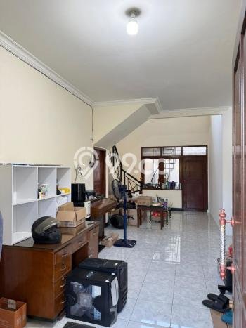 Dijual Cepat Rumah Bagus Siap Huni LB 186m2 di Sukolilo, Surabaya Dijual Cepat Rumah Bagus Siap Huni LB 186m2 di Sukolilo, Surabaya