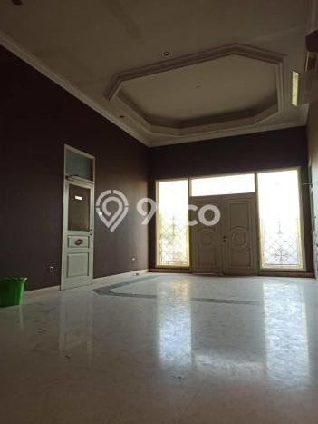 Rumah sewa siap pakai 11 Kamar Tidur di Dharma Husada, Surabaya Rumah sewa siap pakai 11 Kamar Tidur di Dharma Husada, Surabaya