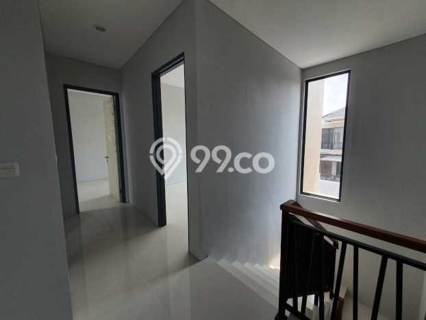 Hunian Elit LB 130m2 Siap Pakai Desain Elegan di Pondok Tjandra, Sidoarjo Hunian Elit LB 130m2 Siap Pakai Desain Elegan di Pondok Tjandra, Sidoarjo