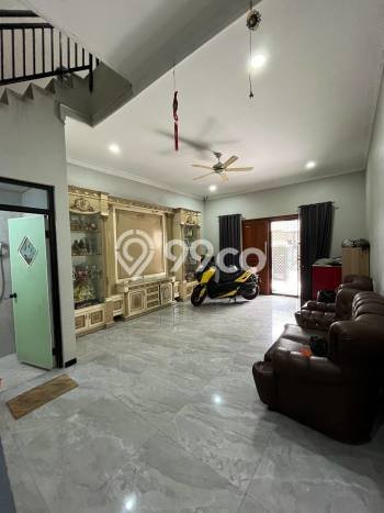 Rumah Mewah Dijual LT 152m2 di Rungkut, Surabaya Rumah Mewah Dijual LT 152m2 di Rungkut, Surabaya