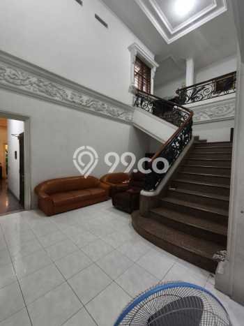 Hunian Eksklusif Siap Huni LT 463m2 di Gubeng, Surabaya Hunian Eksklusif Siap Huni LT 463m2 di Gubeng, Surabaya