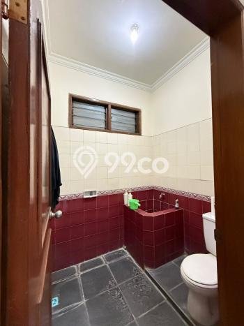 Dijual Cepat Rumah Bagus Siap Huni LB 186m2 di Sukolilo, Surabaya Dijual Cepat Rumah Bagus Siap Huni LB 186m2 di Sukolilo, Surabaya