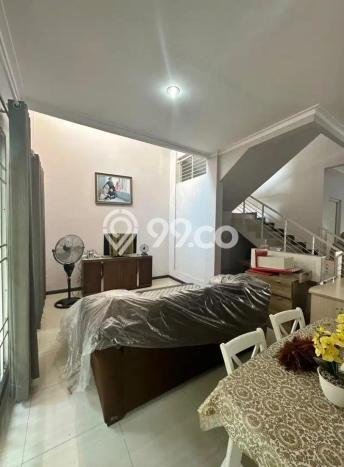 Rumah Luxury Modern Siap Huni di Kertajaya Surabaya Rumah Luxury Modern Siap Huni di Kertajaya Surabaya