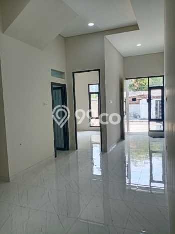 Jual Rumah Minimalis Bagus Punya 4 KT di Tenggilis Mejoyo Surabaya SHM Jual Rumah Minimalis Bagus Punya 4 KT di Tenggilis Mejoyo Surabaya SHM
