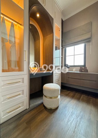 Rumah Luxury Best Location di Bekasi, Jawa Barat Rumah Luxury Best Location di Bekasi, Jawa Barat