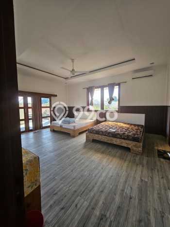 Vila Strategis Kawasan , Luas 400m2m², Harganya Bersaing Vila Strategis Kawasan , Luas 400m2m², Harganya Bersaing