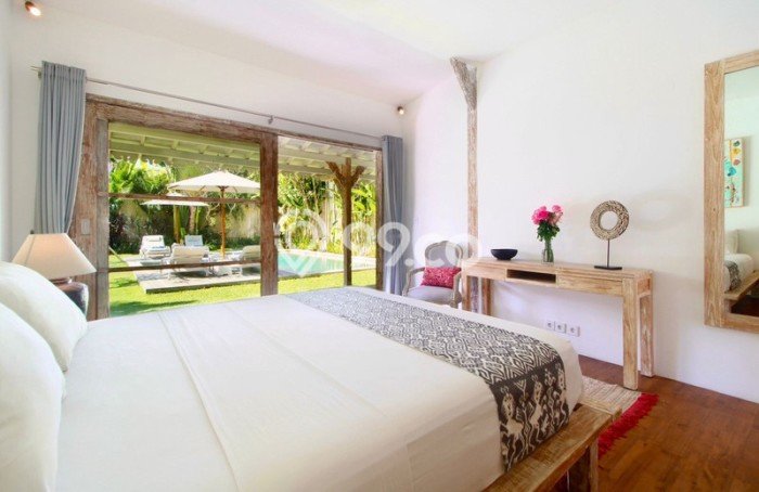 RENT! Vila Kawasan , Luas 600m2m², Akses ke Pusat Kota RENT! Vila Kawasan , Luas 600m2m², Akses ke Pusat Kota