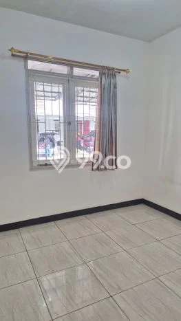 Sewa Rumah Harga Terjangkau di Kota Baru Parahyangan Bandung dengan 3 KT Sewa Rumah Harga Terjangkau di Kota Baru Parahyangan Bandung dengan 3 KT