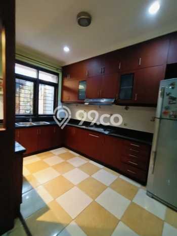 Rumah Elit Modern Tanpa Renovasi di Kota Baru Parahyangan Bandung Rumah Elit Modern Tanpa Renovasi di Kota Baru Parahyangan Bandung