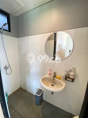 LOKASI PREMIUM! Ruko Kawasan Lippo Karawaci, Luas 140m², Lokasi Komersial LOKASI PREMIUM! Ruko Kawasan Lippo Karawaci, Luas 140m², Lokasi Komersial
