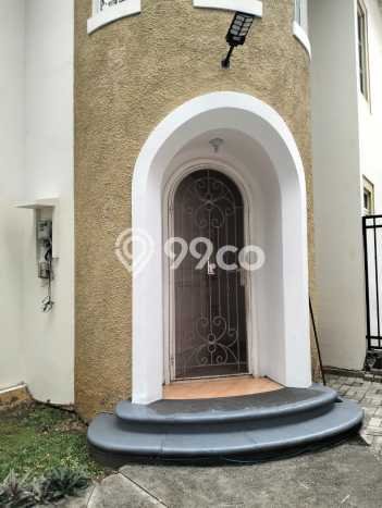 Rumah sewa siap pakai 4 KT di Lippo Karawaci, Tangerang Rumah sewa siap pakai 4 KT di Lippo Karawaci, Tangerang