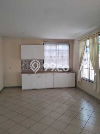 Rumah sewa siap pakai 4 KT di Lippo Karawaci, Tangerang Rumah sewa siap pakai 4 KT di Lippo Karawaci, Tangerang