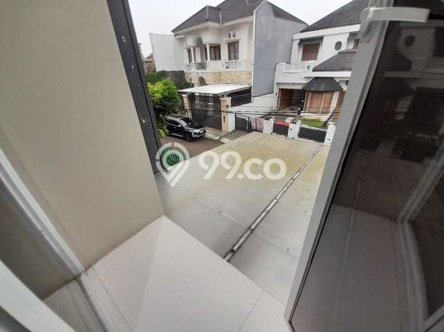 Rumah Mewah LB 343m2 Siap Huni Desain Elegan di Pondok Indah, Jakarta Selatan Rumah Mewah LB 343m2 Siap Huni Desain Elegan di Pondok Indah, Jakarta Selatan
