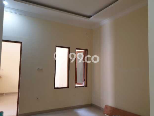 Jual Rumah Luas Elegan Dengan View Cantik di Pulo Asem, Jakarta Timur Jual Rumah Luas Elegan Dengan View Cantik di Pulo Asem, Jakarta Timur
