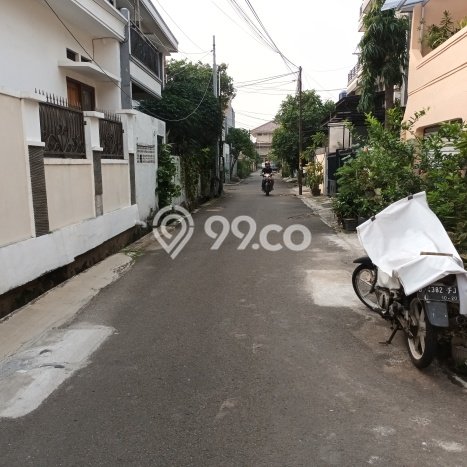Jual Rumah Luas Elegan Dengan View Cantik di Pulo Asem, Jakarta Timur Jual Rumah Luas Elegan Dengan View Cantik di Pulo Asem, Jakarta Timur