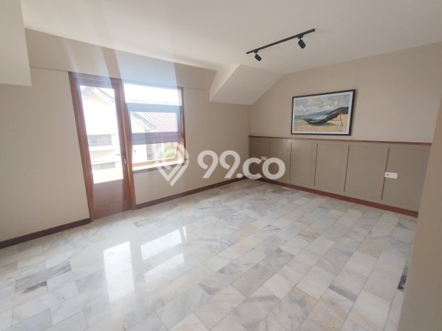 For Sale! Premium House LT 75m2 Desain Elegan di Rawamangun For Sale! Premium House LT 75m2 Desain Elegan di Rawamangun