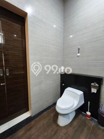 Ready to Use! Luxury House LT 360m2 Desain Modern di Sunter Ready to Use! Luxury House LT 360m2 Desain Modern di Sunter