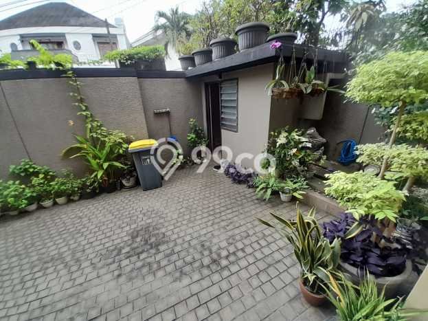 Rumah Mewah LB 343m2 Siap Huni Desain Elegan di Pondok Indah, Jakarta Selatan Rumah Mewah LB 343m2 Siap Huni Desain Elegan di Pondok Indah, Jakarta Selatan