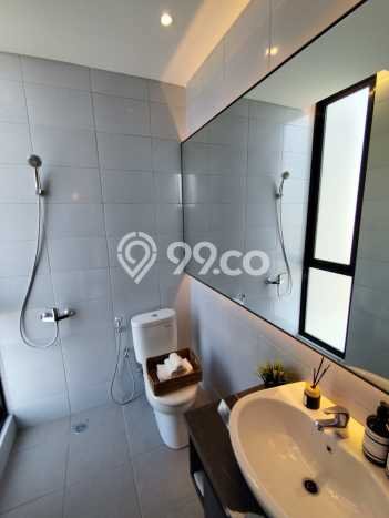 Rumah Luas Asri 2 KT Siap Huni di Summarecon Crown Gading Bekasi Rumah Luas Asri 2 KT Siap Huni di Summarecon Crown Gading Bekasi