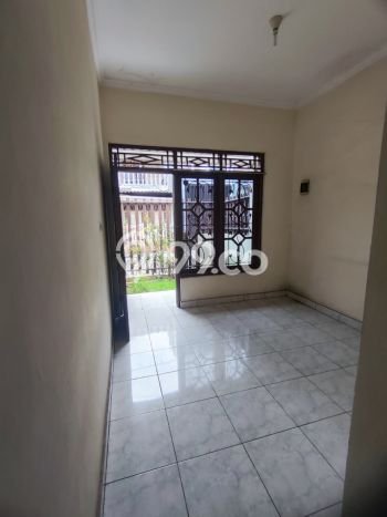 Dijual Rumah Premium dengan Fasilitas Sekitar Lengkap di Jatinegara, Jakarta Timur Dijual Rumah Premium dengan Fasilitas Sekitar Lengkap di Jatinegara, Jakarta Timur