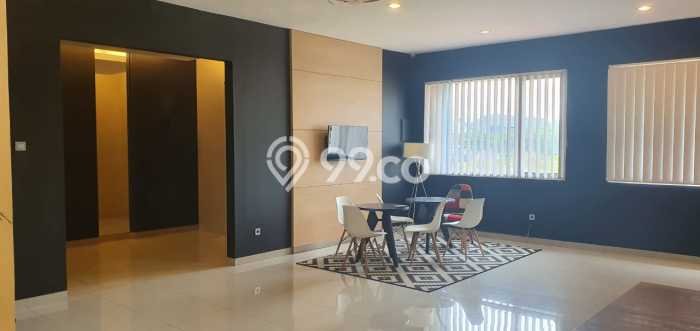 KAWASAN BISNIS! Gudang Kawasan Lippo Cikarang, Luas 2200m2m², Area Premium KAWASAN BISNIS! Gudang Kawasan Lippo Cikarang, Luas 2200m2m², Area Premium