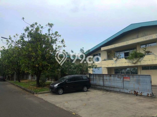LOKASI STRATEGIS! Gudang Kawasan , Luas 6000m2m², Jalan Strategis LOKASI STRATEGIS! Gudang Kawasan , Luas 6000m2m², Jalan Strategis
