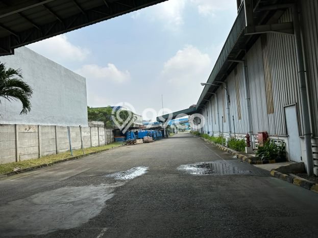 Jual Gudang Kawasan , Luas 7392m2m², Kawasan Potensial, Jalan Utama Jual Gudang Kawasan , Luas 7392m2m², Kawasan Potensial, Jalan Utama