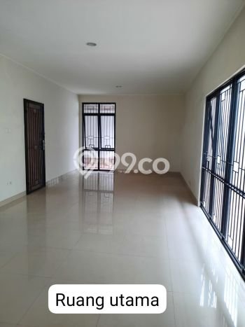 Lokasi strategis! Rumah siap huni dikontrakkan di Lippo Cikarang LB 110m2 Lokasi strategis! Rumah siap huni dikontrakkan di Lippo Cikarang LB 110m2