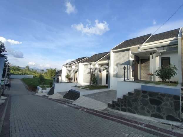 Rumah Sederhana Dijual Lokasi Padalarang 2 Kamar dengan LT 66m2 Rumah Sederhana Dijual Lokasi Padalarang 2 Kamar dengan LT 66m2