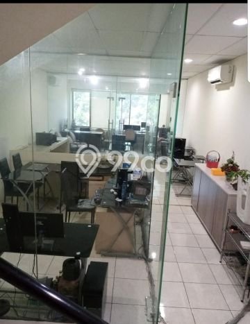 LOKASI STRATEGIS! Ruko di Kemanggisan, Luas 250m², Akses Strategis LOKASI STRATEGIS! Ruko di Kemanggisan, Luas 250m², Akses Strategis