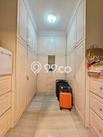 Rumah Luxury Modern Tanpa Renovasi di Kedoya Baru Jakarta Barat Rumah Luxury Modern Tanpa Renovasi di Kedoya Baru Jakarta Barat