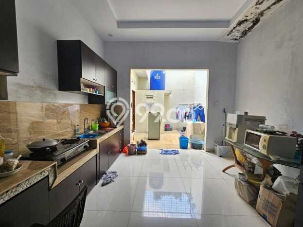 Rumah Luxury Modern Tanpa Renovasi di Villa Melati Mas Tangerang Selatan Rumah Luxury Modern Tanpa Renovasi di Villa Melati Mas Tangerang Selatan