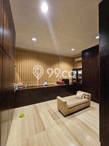 Rumah Luxury Modern Tanpa Renovasi di Kedoya Baru Jakarta Barat Rumah Luxury Modern Tanpa Renovasi di Kedoya Baru Jakarta Barat