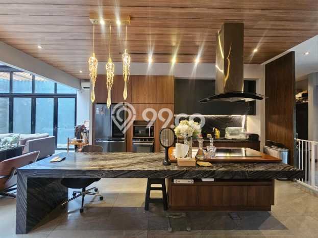 Rumah Elit Modern Siap Huni di Alam Sutera Tangerang Rumah Elit Modern Siap Huni di Alam Sutera Tangerang
