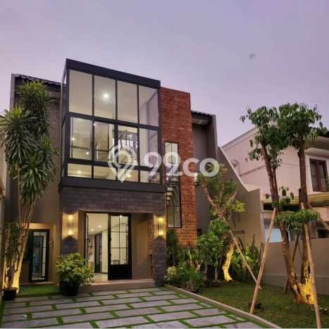 Rumah Elit LB 300m2 Siap Huni Desain Elegan di BSD, Tangerang Rumah Elit LB 300m2 Siap Huni Desain Elegan di BSD, Tangerang