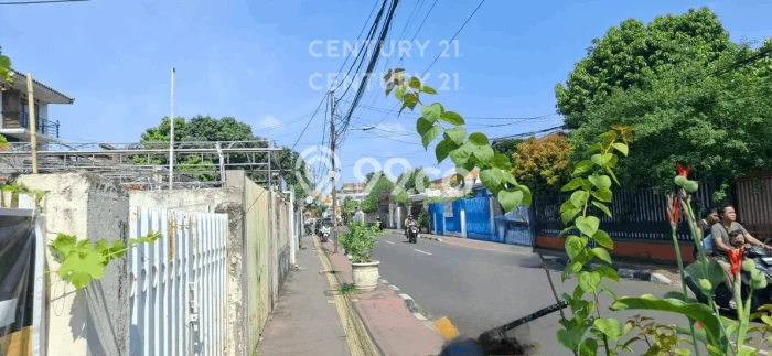 Dijual Rumah Premium dengan Fasilitas Sekitar Komplit di Matraman, Jakarta Timur Dijual Rumah Premium dengan Fasilitas Sekitar Komplit di Matraman, Jakarta Timur