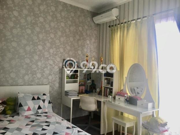 Rumah Elit Modern Tanpa Renovasi di Bintaro Jakarta Selatan Rumah Elit Modern Tanpa Renovasi di Bintaro Jakarta Selatan