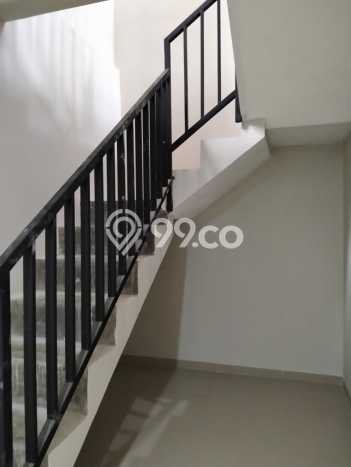 Rumah Modern Cantik 3 KT Bisa Langsung Pindah di Serpong Utara Rumah Modern Cantik 3 KT Bisa Langsung Pindah di Serpong Utara