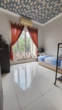 Rumah Elit Modern Siap Huni di Bintaro Tangerang Selatan Rumah Elit Modern Siap Huni di Bintaro Tangerang Selatan