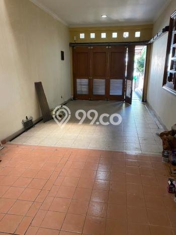 Dijual Rumah Luas Elegan Dengan View Cantik di Bintaro, Tangerang Selatan Dijual Rumah Luas Elegan Dengan View Cantik di Bintaro, Tangerang Selatan