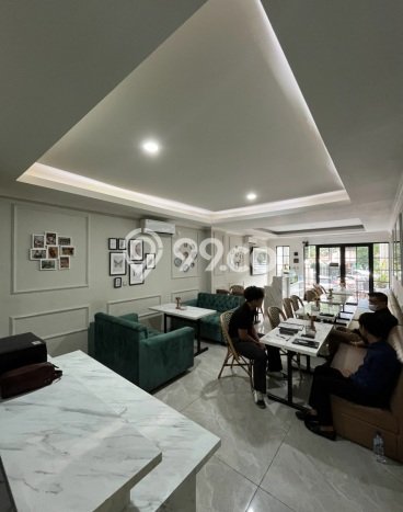 Ruko Dijual di Jakarta Pusat LT 80m2 & LB 400m2 Lokasi Terbaik! Ruko Dijual di Jakarta Pusat LT 80m2 & LB 400m2 Lokasi Terbaik!