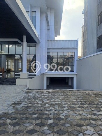 Unit Kantor Dijual di Jakarta Timur LT 1212m2 & LB 3060m2 Unit Kantor Dijual di Jakarta Timur LT 1212m2 & LB 3060m2