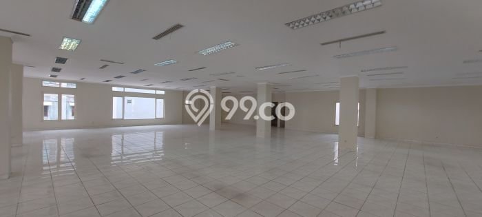 Disewakan Kantor komersial di Tanah Abang luas bangunan 500m2 Disewakan Kantor komersial di Tanah Abang luas bangunan 500m2